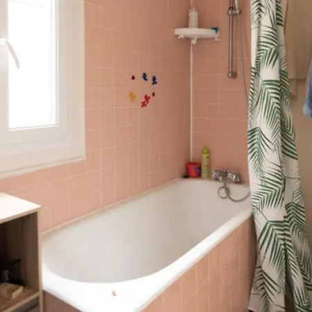 Bright T3 In A Quiet And Residential Area *